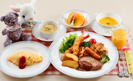 写真:夕食お子様ランチ一例