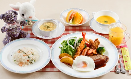 写真:夕食お子様ランチ一例